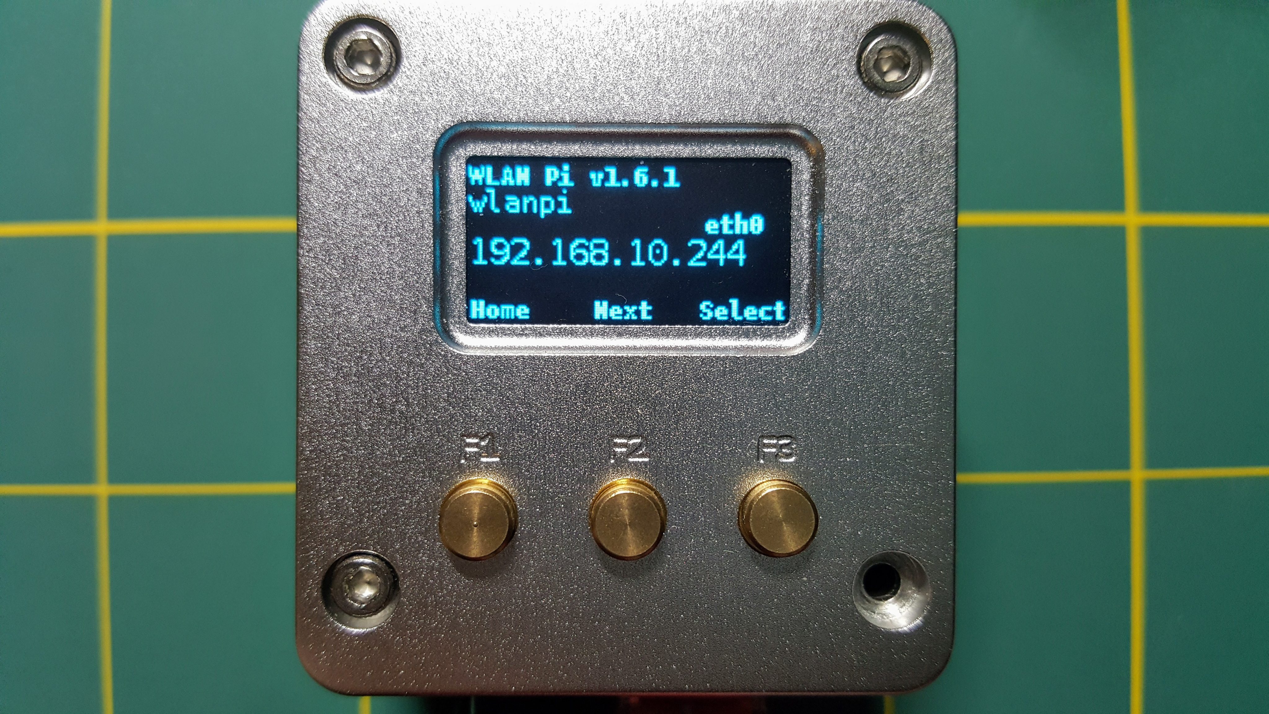 WLANPi with test display and button based menu